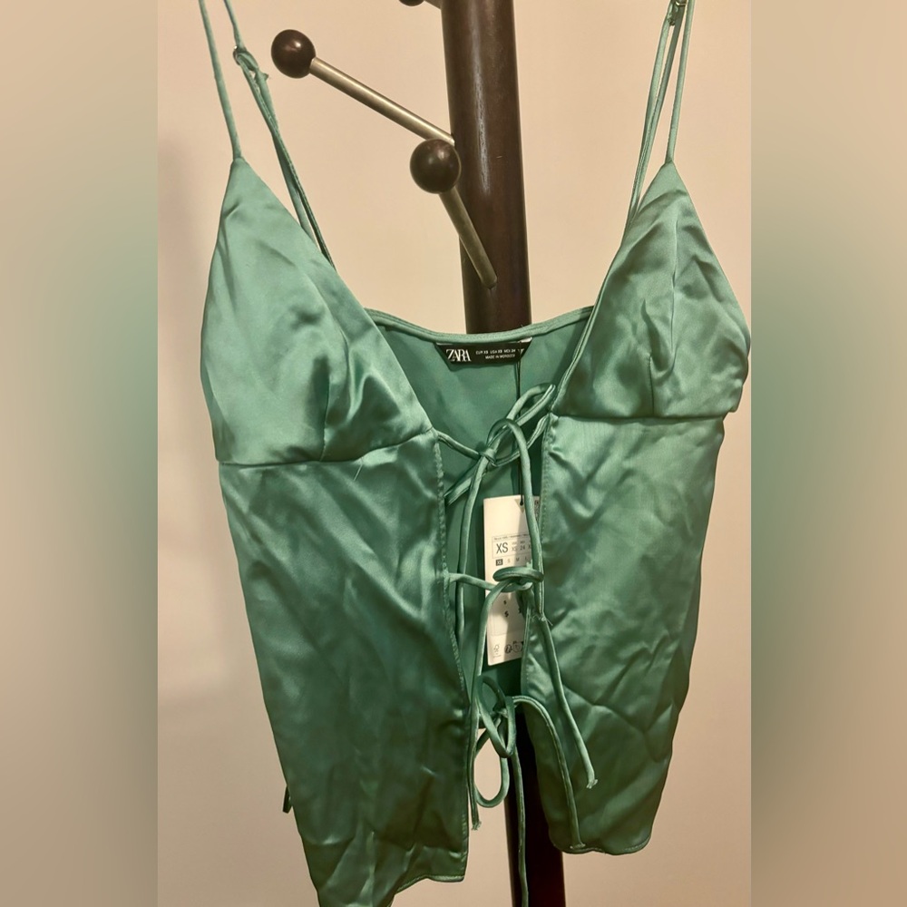 Top green